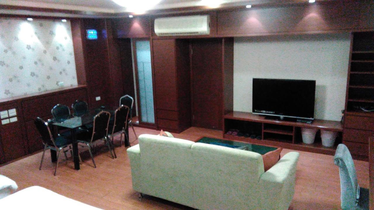 社長的家 Apartment Luodong Bagian luar foto