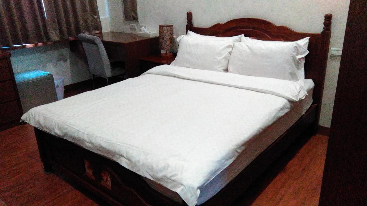 社長的家 Apartment Luodong Bagian luar foto